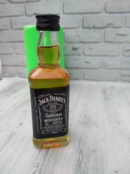 Forma JACKA DANIELA